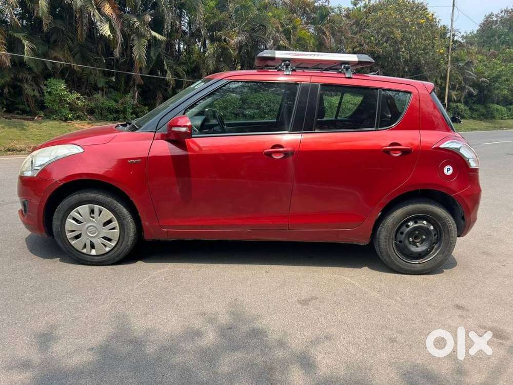 Maruti Suzuki Swift 2011-2014 Vxi, 2013, Petrol