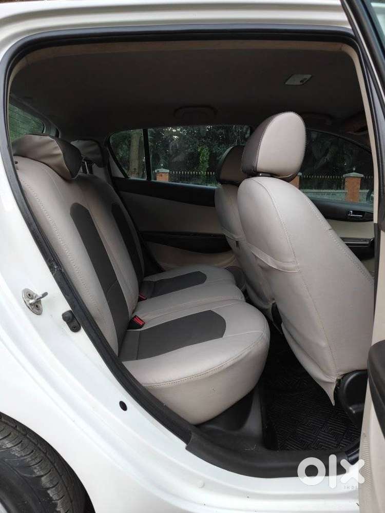 Hyundai I20 Sportz 1.2 Bs-iv, 2012, Petrol