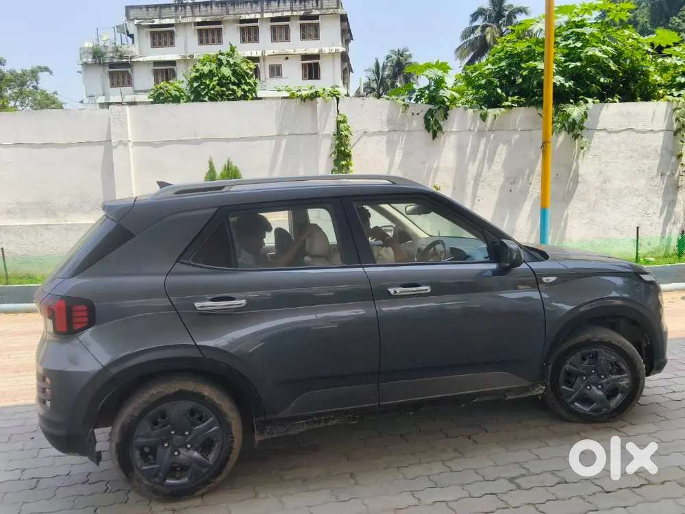 A Well Maintained Venue Car For Sale