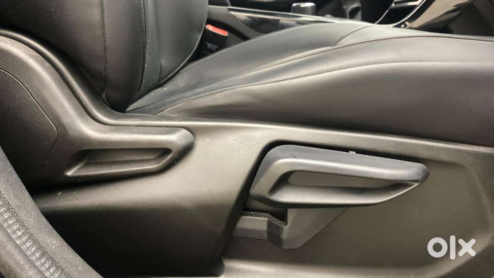 Tata Nexon 1.2 Revotron Xz Plus, 2022, Petrol