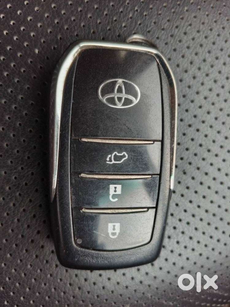 Toyota Fortuner 4x2 Mt 2.8 Diesel, 2021, Diesel