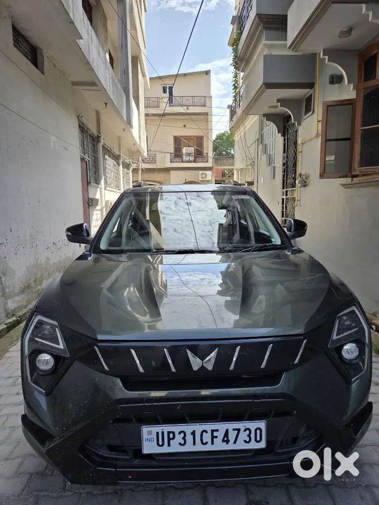 Mahindra Xuv 3xo 2024 Ax5