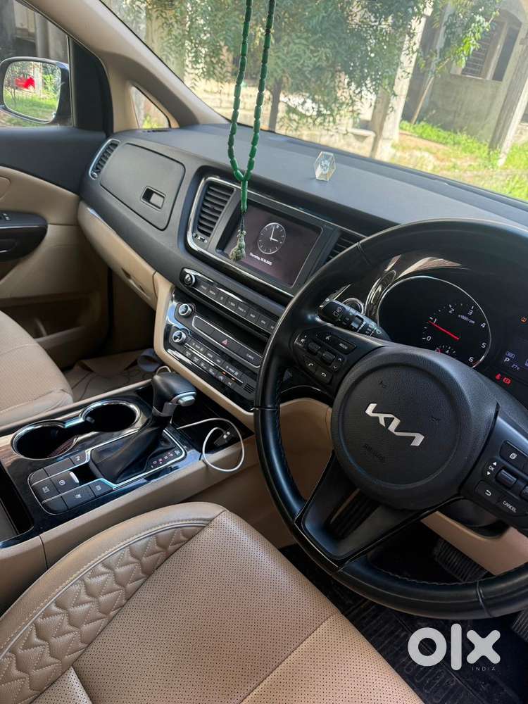 Kia Carnival Limousine Plus 7 STR, 2023, Diesel