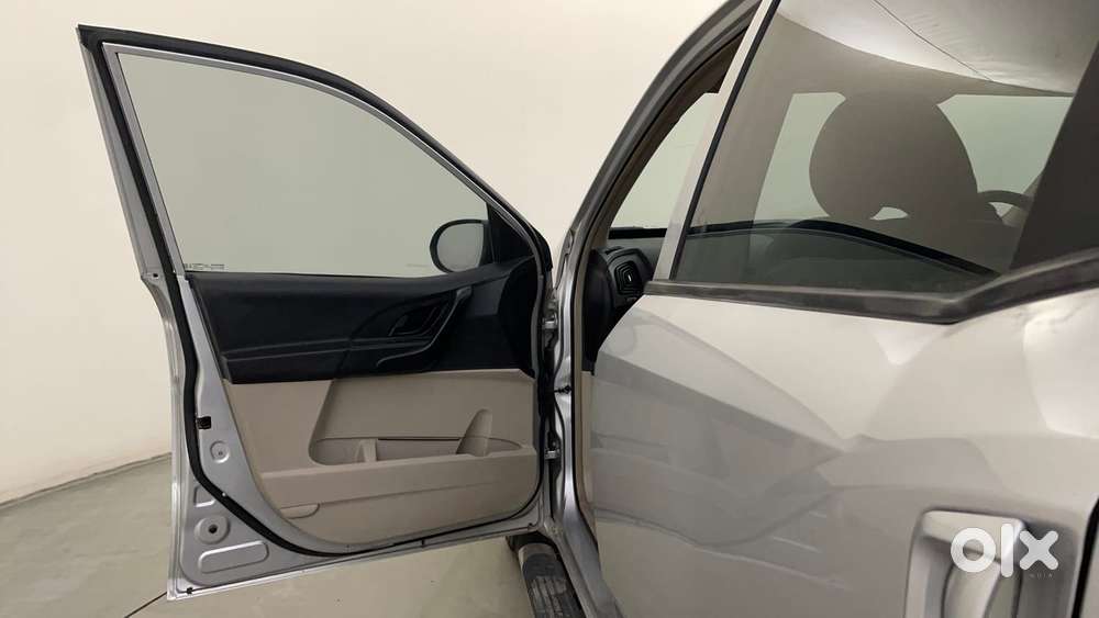 Mahindra Xuv500 W4, 2016, Diesel
