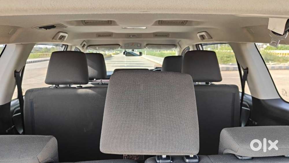 Toyota Innova Crysta [2020-ongoing] 2.7 Gx Mt 8 Str, 2024, Diesel