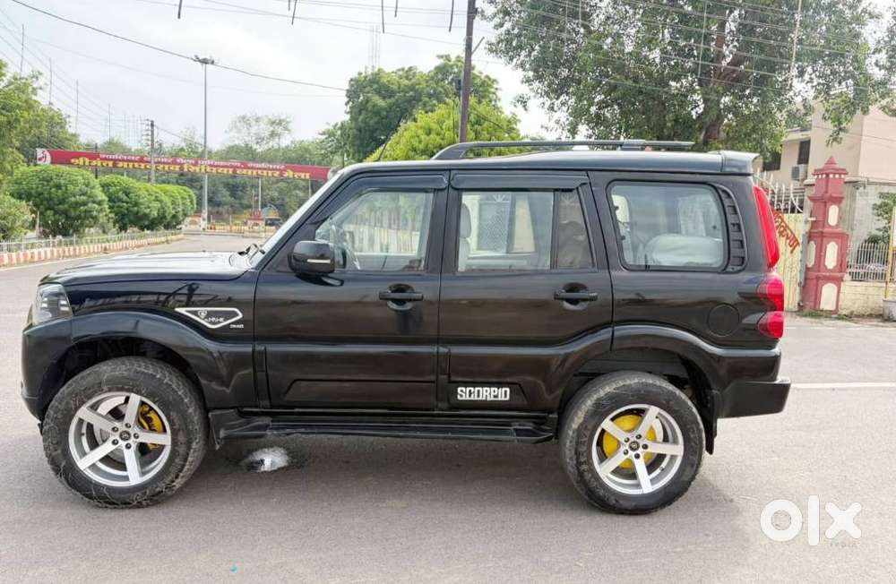 Mahindra Scorpio S11 Mt 7s, 2021, Diesel
