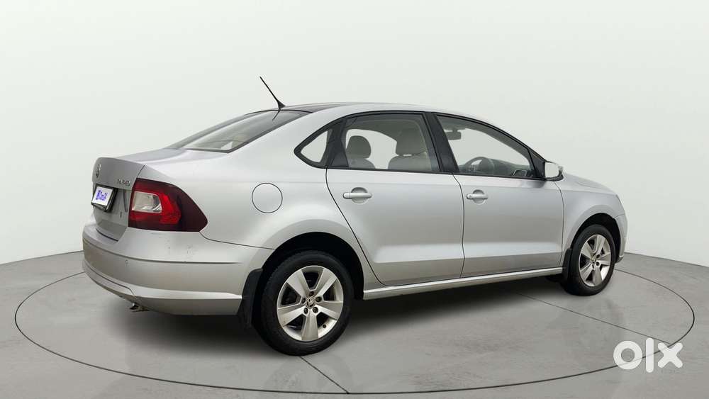 Skoda Rapid 1.0 Ambition Tsi, 2020, Petrol