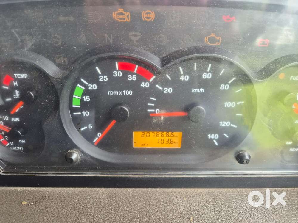 Mahindra Thar Lx Hard Top Diesel Mt Rwd, 2025, Diesel