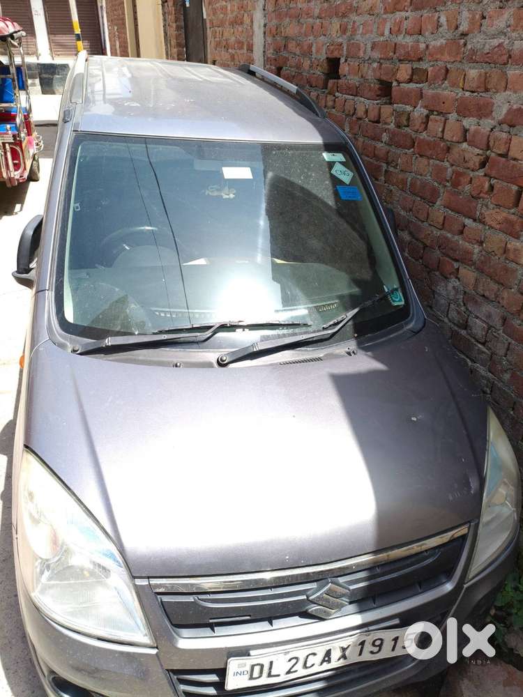 Wagon R, Lxi Cng + Petrol, June 2017 Model