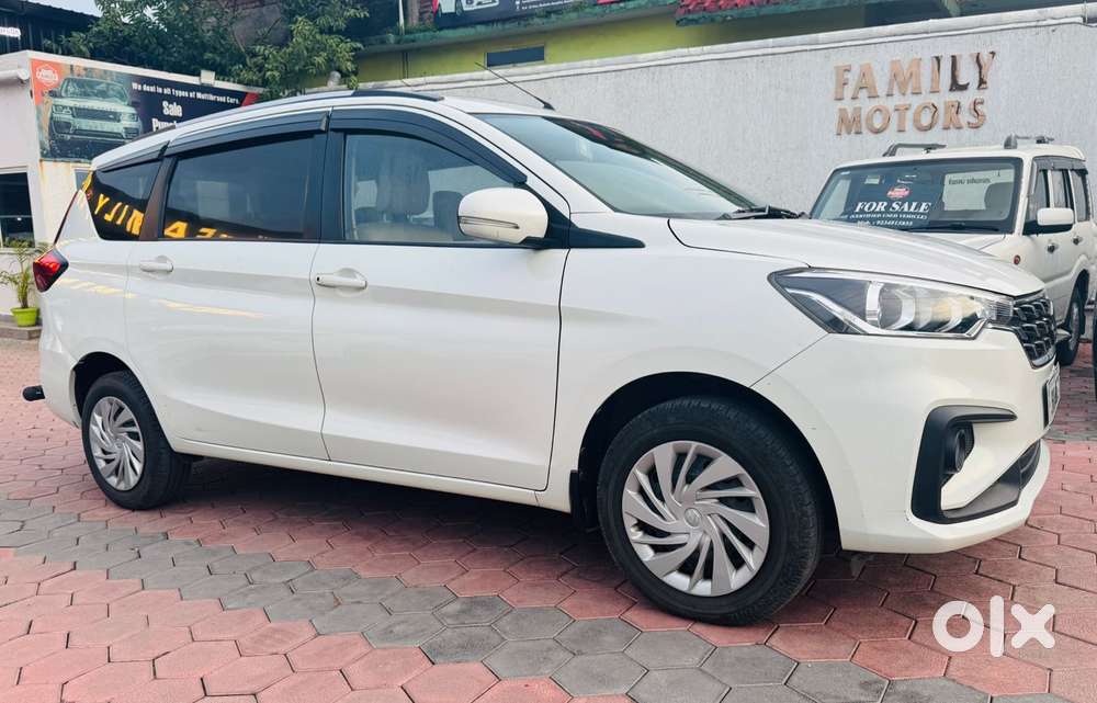 Maruti Suzuki Ertiga 1.5 Vxi, 2024, Petrol