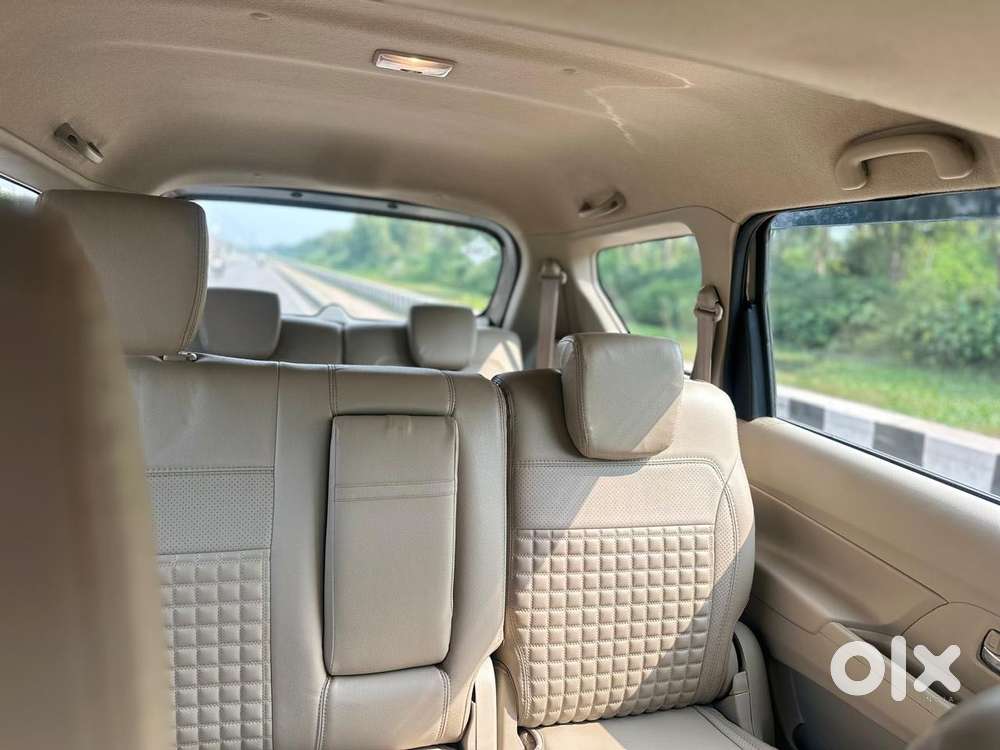 Maruti Suzuki Ertiga Vxi Cng, 2023, Cng & Hybrids
