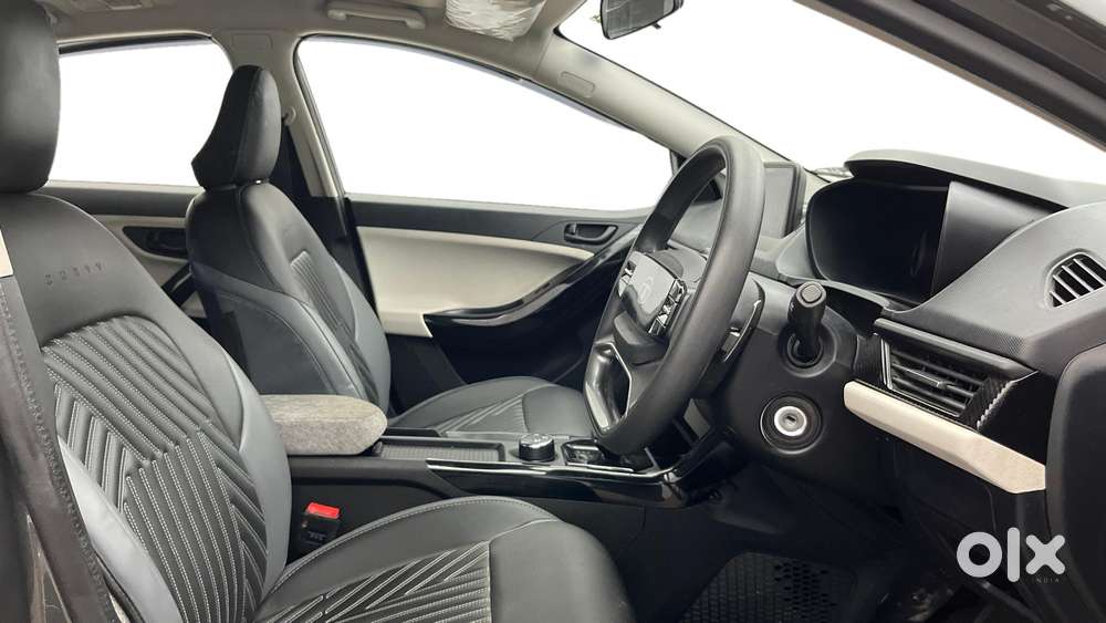 Tata Curvv Pure Plus 1.2 Revotron Petrol 7dca, 2025, Petrol