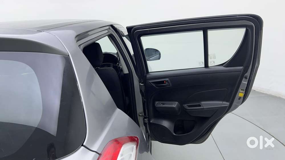 Maruti Suzuki Swift 1.2 Lxi (o), 2016, Petrol