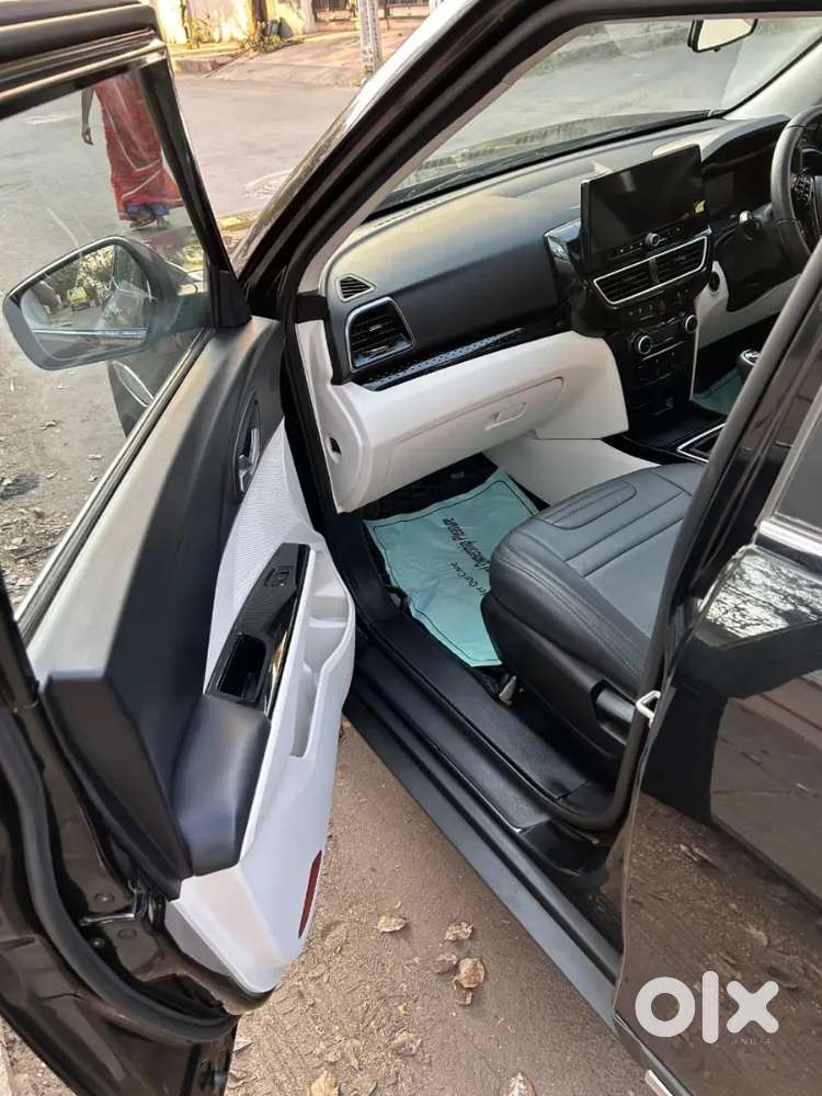 Mahindra Xuv 3xo Ax5 Diesel Model 2024 Fuel Diesel Telangana Hyderabad