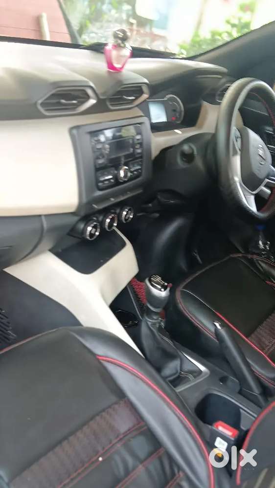 Nissan Magnite 2022 Petrol 30240 Km Driven