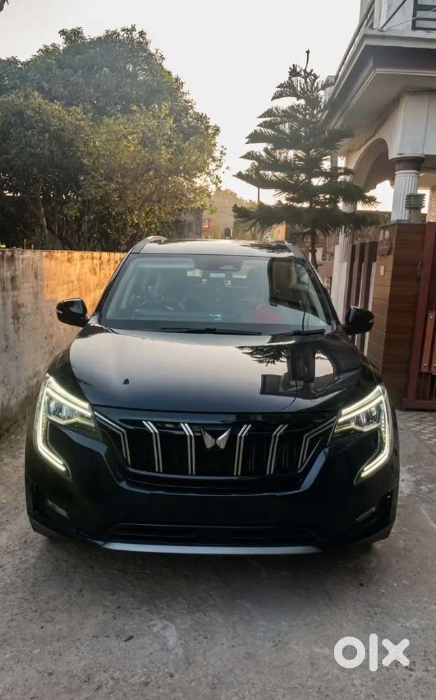 Mahindra Xuv700 2023 Petrol 26000 Km Driven