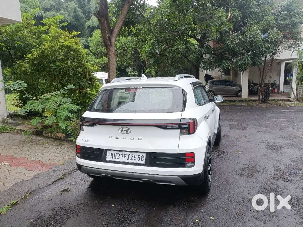 Hyundai Venue Petrol Sx 2023