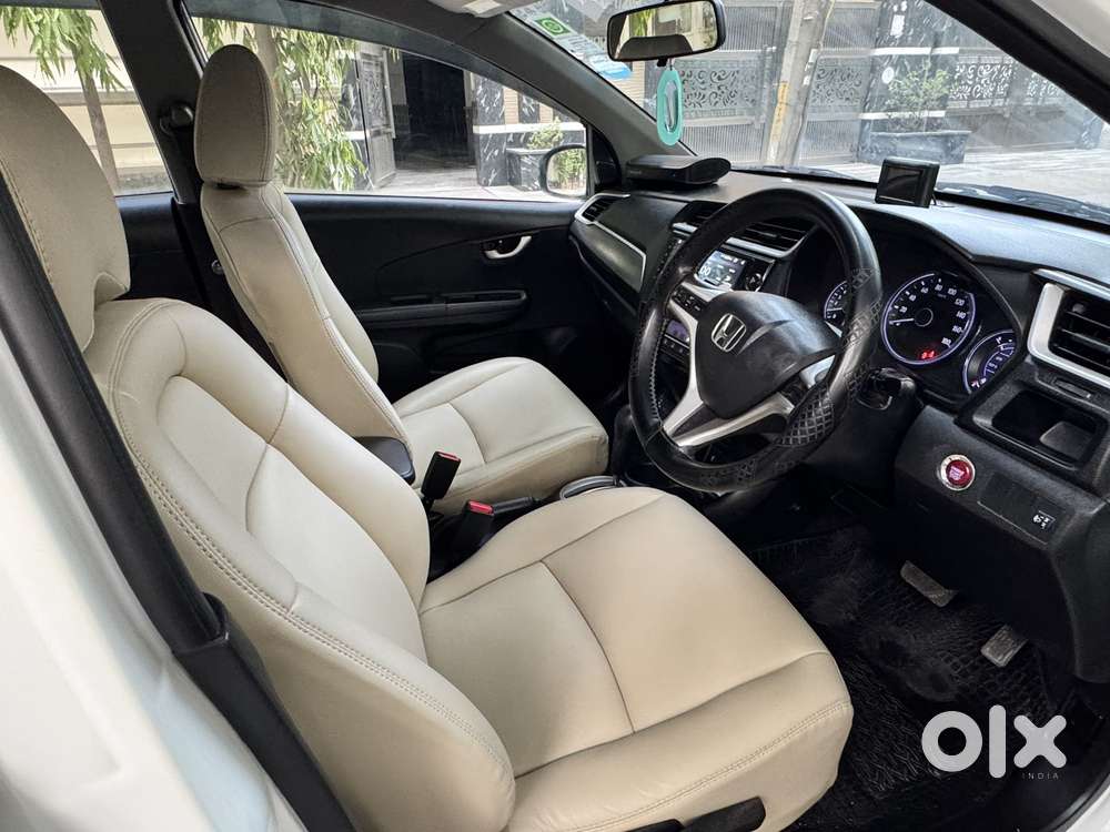 Honda Br-v Style Edition V Cvt, 2016, Petrol