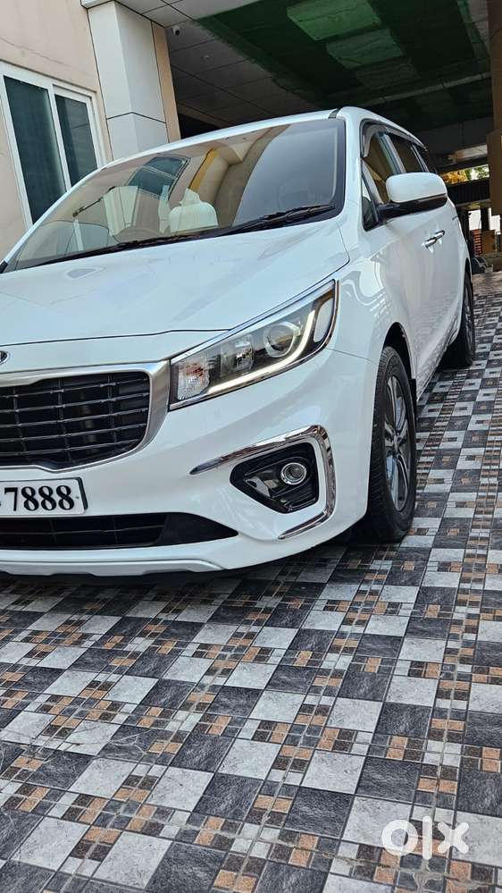 Kia Carnival Limousine, 2021, Diesel