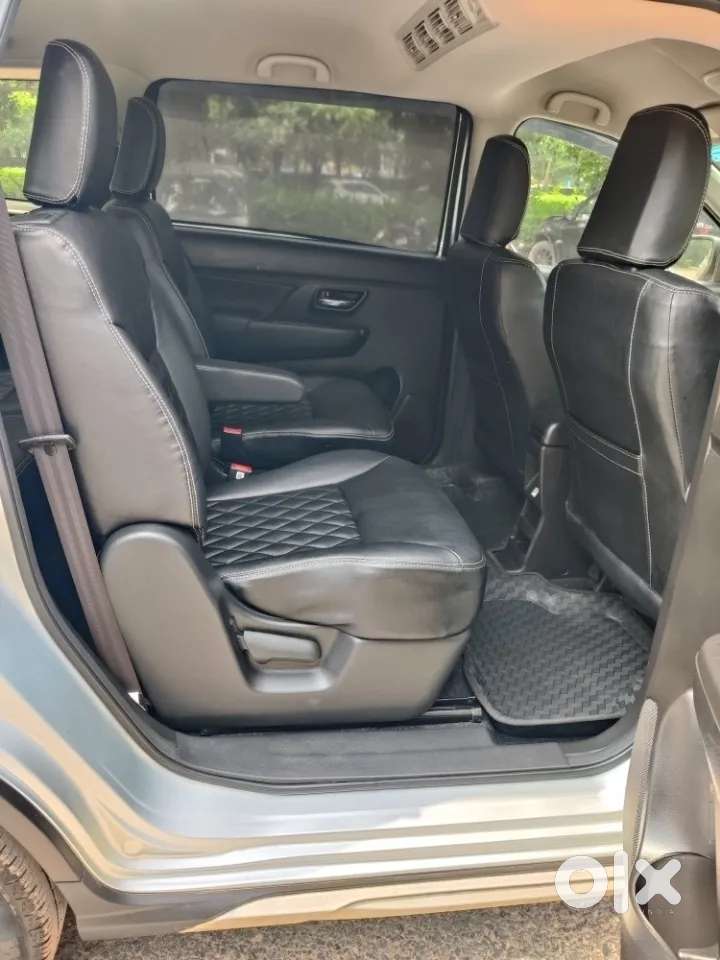 Maruti Suzuki Xl6 1.5 Zeta At, 2022, Petrol