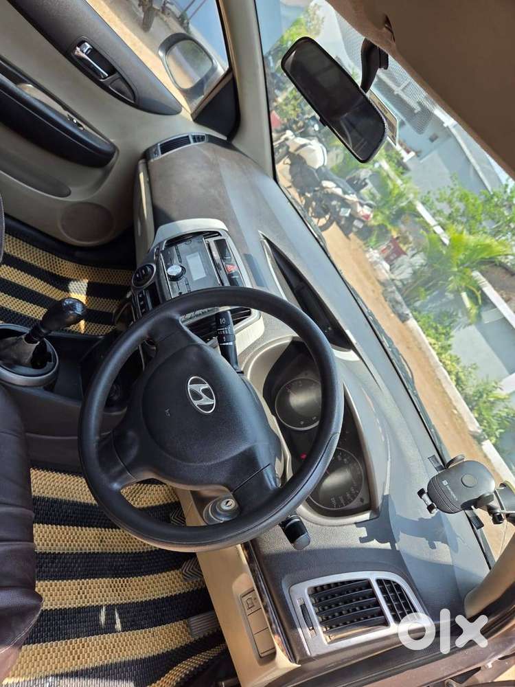 Hyundai I20 Magna 6 Speed Manual Car
