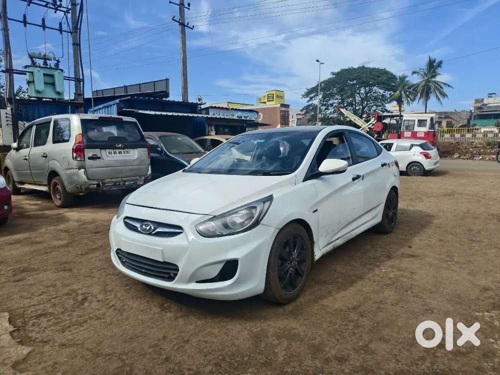 Hyundai Verna 2012 Diesel 119000 Km Driven