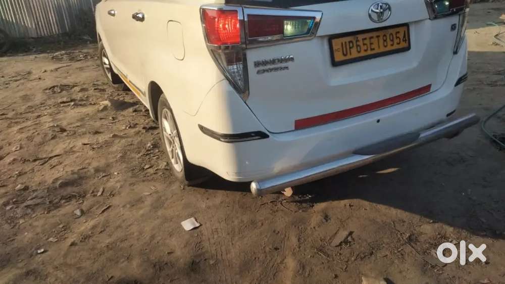 Toyota Innova Crysta 2016 Diesel 265000 Km Driven