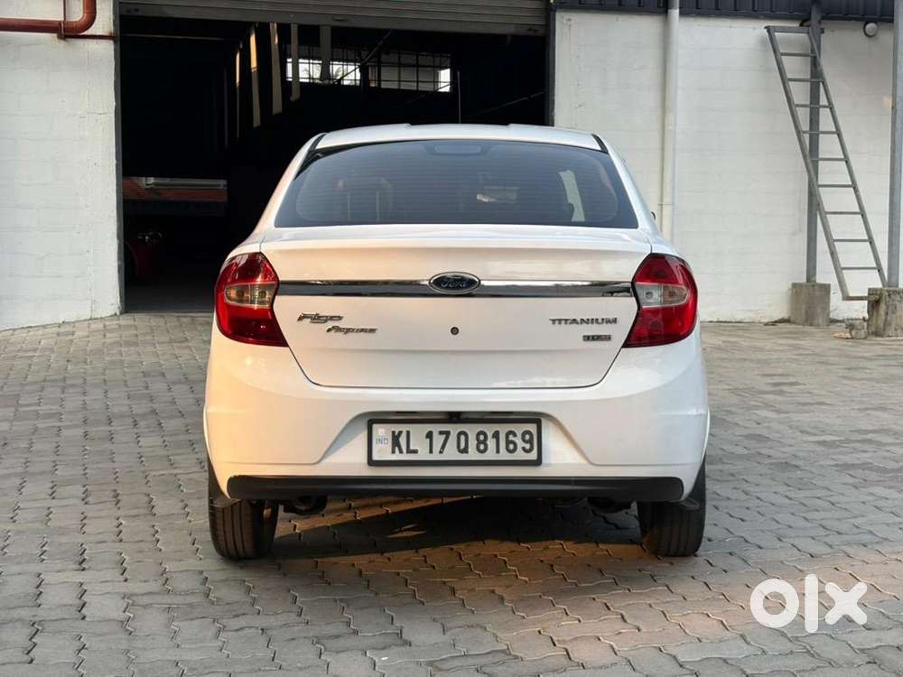Ford Aspire Titanium 2017 Diesel 110000 Km Driven