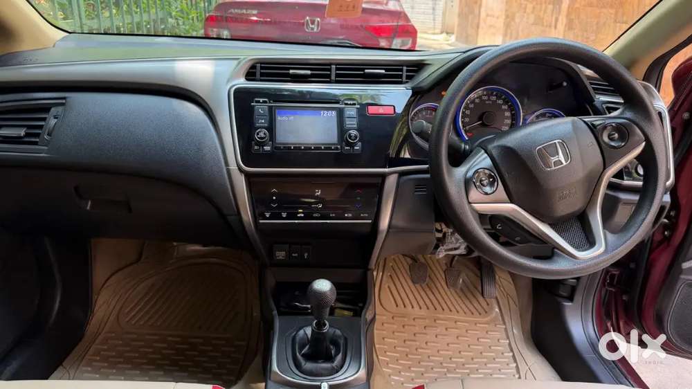 2015 Honda City V I-vtec Petrol Mt  23,000 Km 1st Owner  Excellent