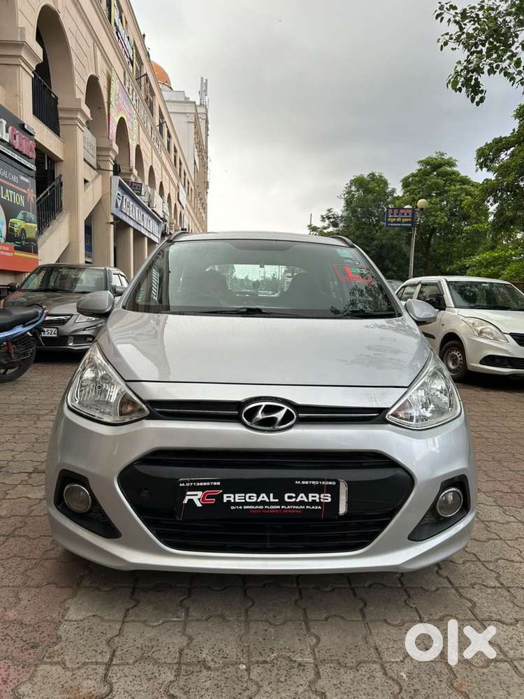 Hyundai Grand I10 Asta Option, 2015, Petrol