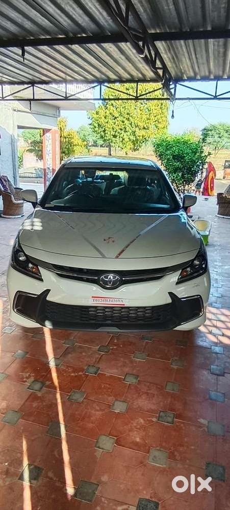 शादी में आई हुई है २०२६ मॉडल १००० Km चली है बस