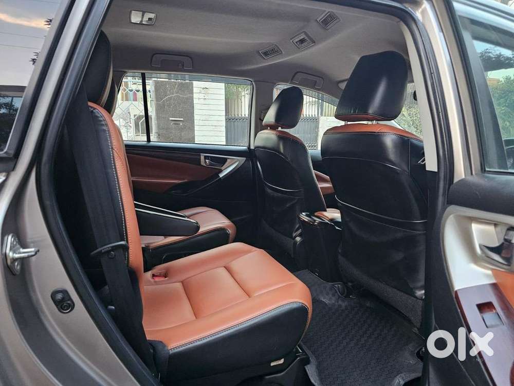 Toyota Innova Crysta 2020 Diesel Well Maintained