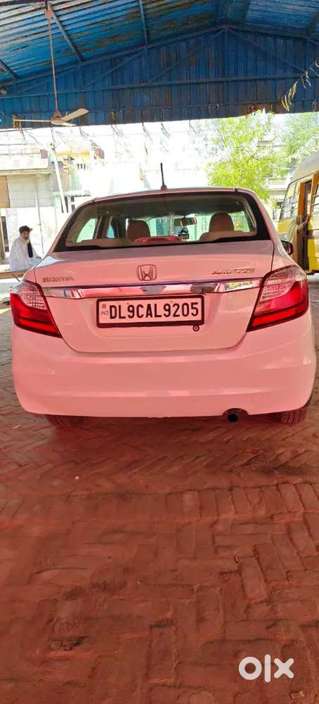 Honda Amaze 2016 Top Model Diesel 94000 Km Driven