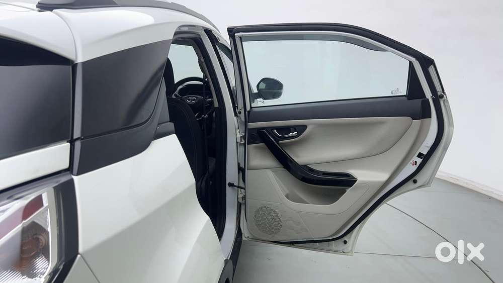 Tata Nexon 1.2 Revotron Xz Plus (s), 2023, Petrol