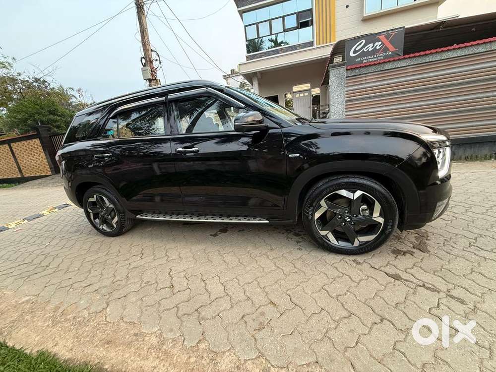 Hyundai Alcazar 2023 Diesel 10300 Km Driven