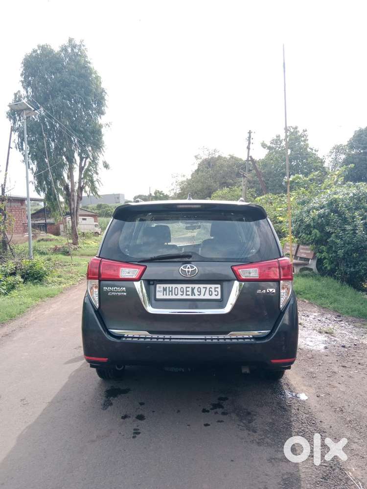 Toyota Innova Crysta 2017