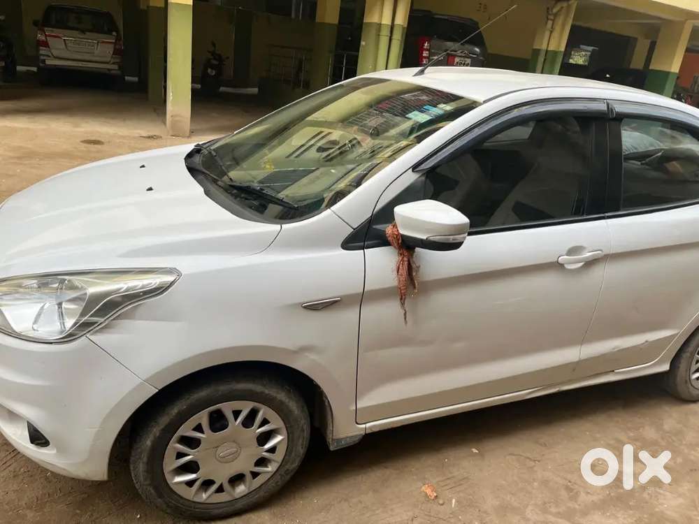 Ford Figo Aspire 2016 Petrol - 40000 Km Driven