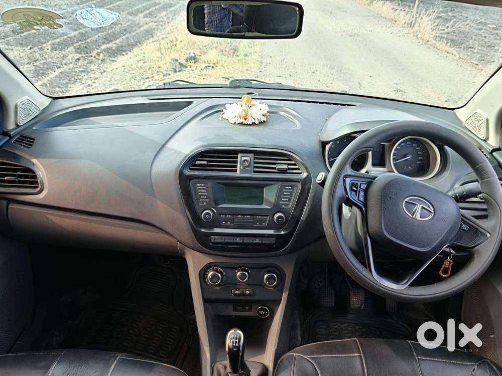 Tata Tigor 1.2 Revotron Xt, 2017, Petrol