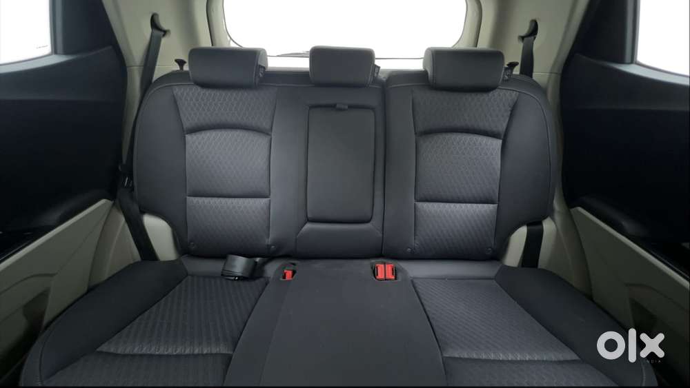 Mahindra Xuv300 W8, 2020, Petrol