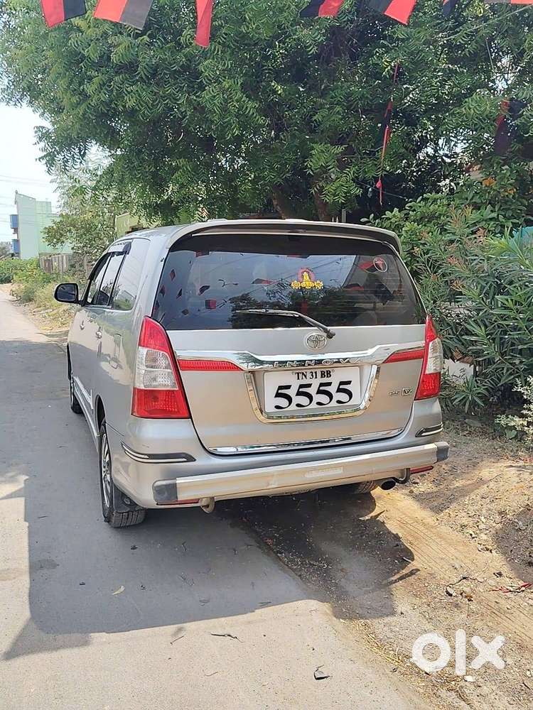 *toyota Innova 2015 – Well Maintained  Vip Registration Number