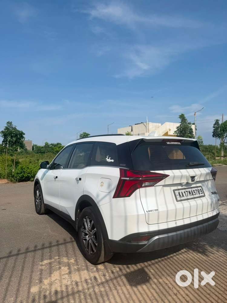 Mahindra Xuv700 2022 Diesel Well Maintained