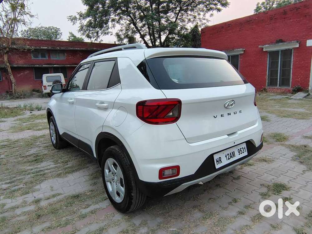 Hyundai Venue S Mt 1.2 Kappa, 2020, Petrol