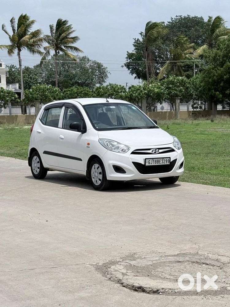 Hyundai I10 1.1 Magna(o), 2015, Cng & Hybrids