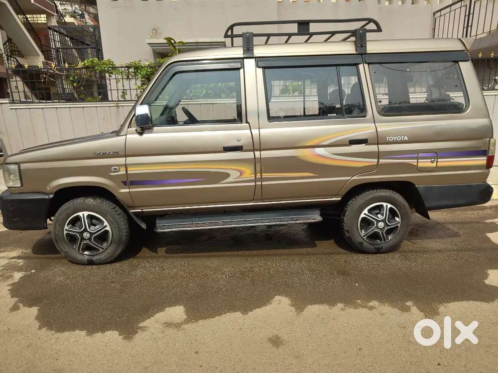Toyota Qualis 2004 Diesel 190000 Km Driven
