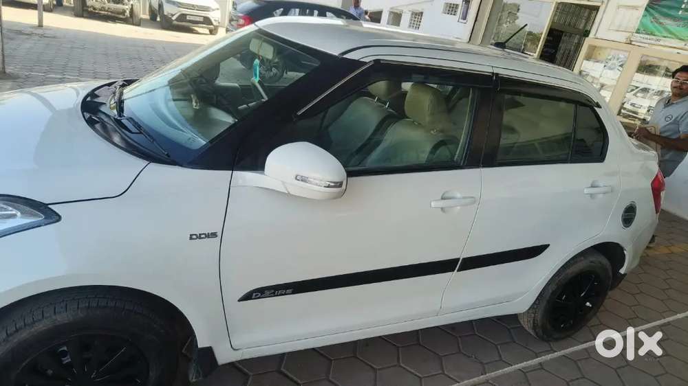 Maruti Suzuki Swift Dzire 2015 Diesel 150000 Km Driven
