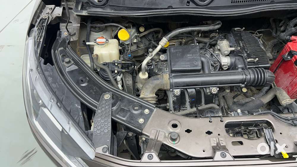 Nissan Magnite 1.0 Xv, 2022, Petrol
