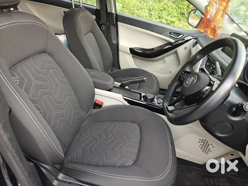 Tata Nexon Xza Plus Automatic 2003 Petrol