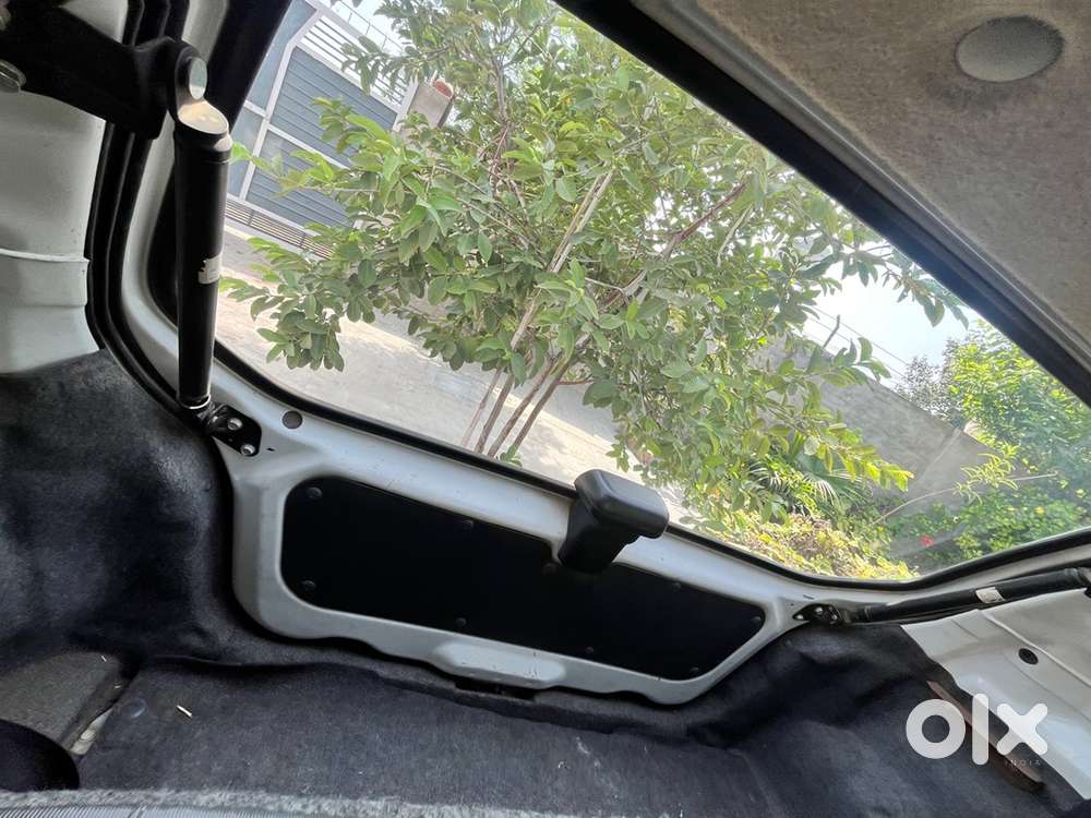 Maruti Suzuki Alto 800 2011 Petrol Well Maintained