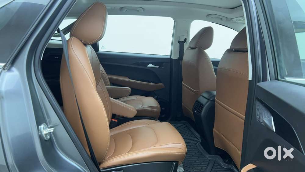 Mg Hector Plus 1.5 Sharp Turbo Cvt 6 Str, 2022, Petrol