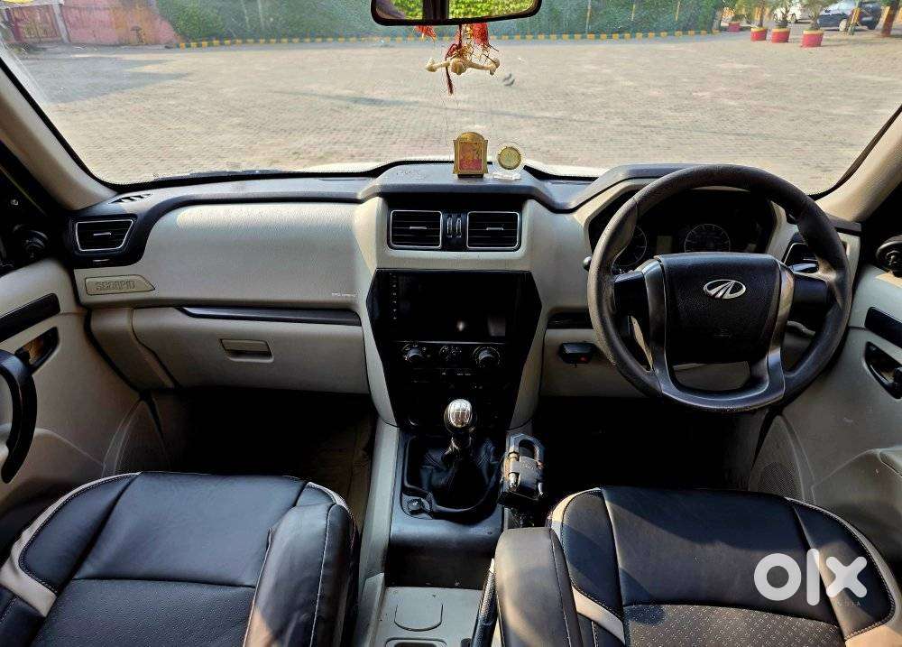 Mahindra Scorpio S6 Plus, 2017, Diesel
